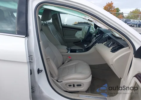 2012 Ford Taurus Limited z USA, uszkodzony, nr VIN 1FAHP2FW1CG106402